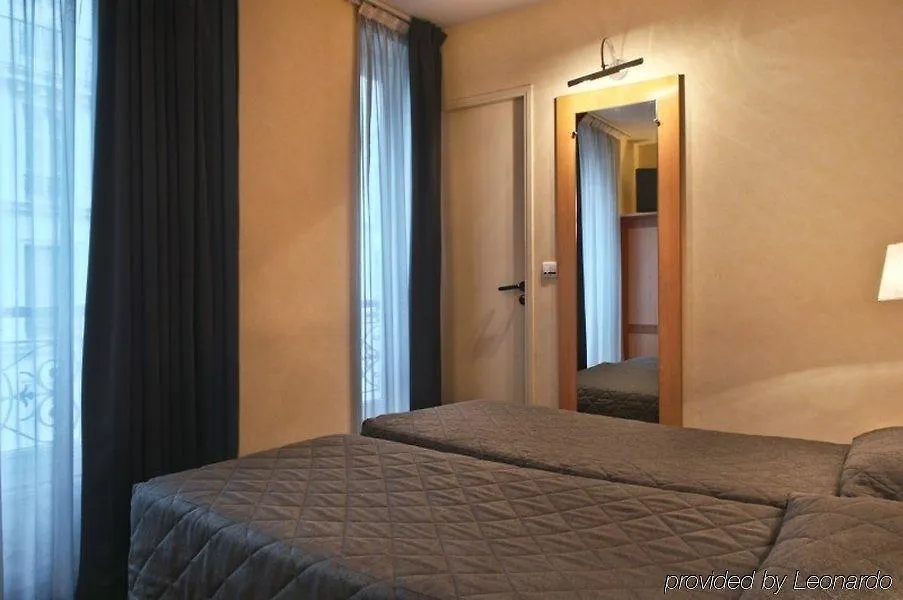 ***  Hotel Du Chemin Vert Párizs Franciaország