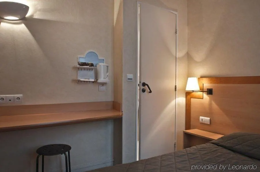 Hotel Du Chemin Vert Párizs