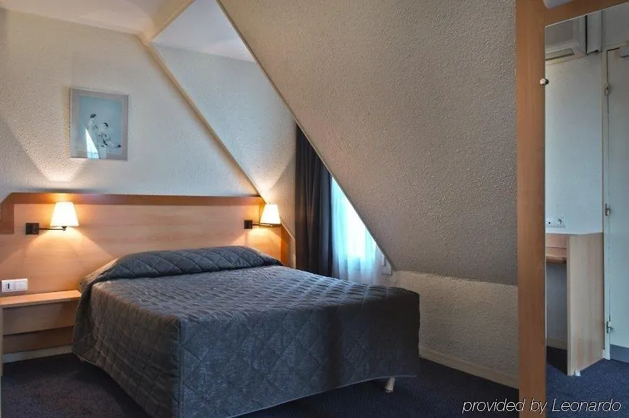 Hotel Du Chemin Vert Paris 3*,  França