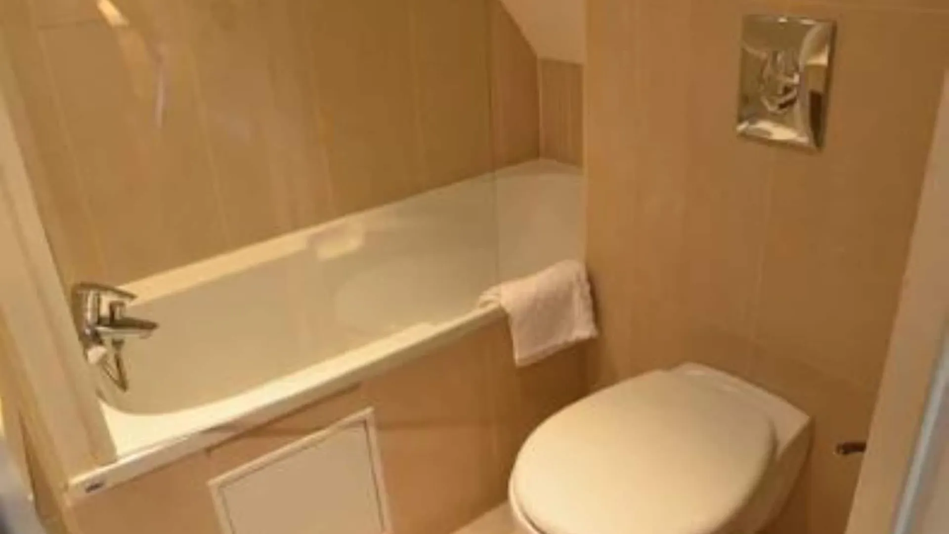 Hotel Du Chemin Vert Paris