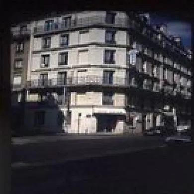 Hotel Du Chemin Vert Paris France